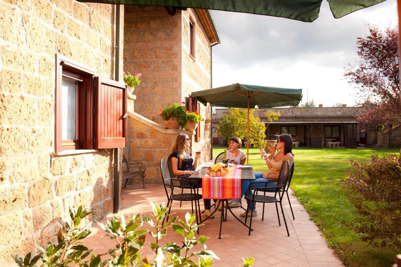 אקואפנדנטה Agriturismo Cerqueto מראה חיצוני תמונה